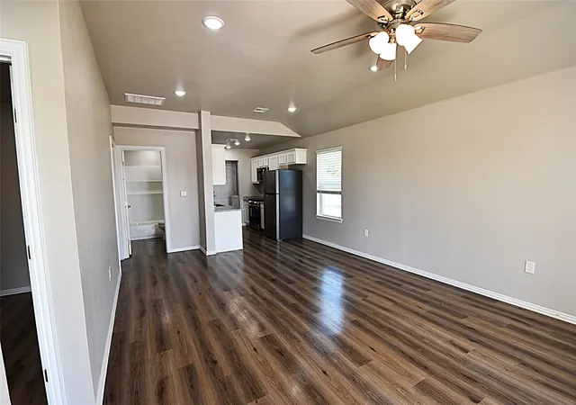 Photo 3 of Single family home for sale at 820 Elm St, Seminole, OK 74868 | MLS# 2627553 | Listing updated on 2026-10-01