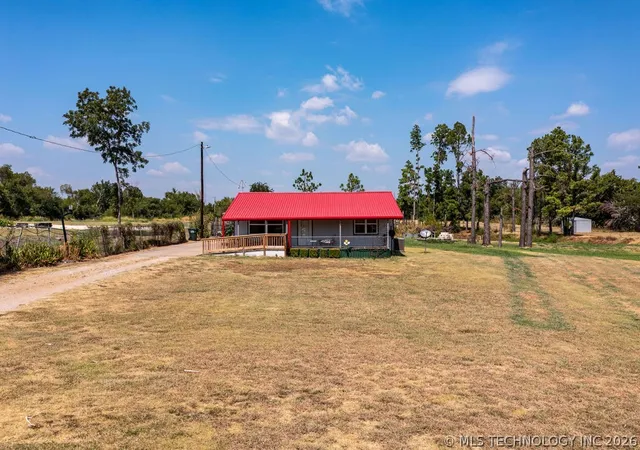 Photo 2 of Sale Pending at 1722 Highway 70 E, Kingston, OK 73439 | MLS# 2627593 | Listing updated on 2026-09-01