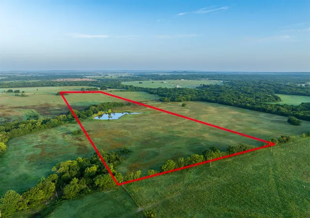 3rd image of 2 N 320 Rd, Morris, OK 74445 | MLS# 2627584