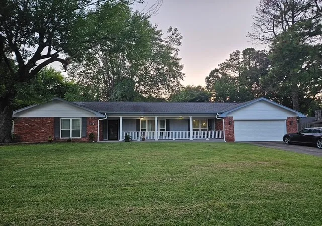 1st image of 2817 Robin Ln, Muskogee, OK 74403 | MLS# 2627619