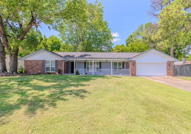 Photo 1 of Single family home for sale at 2817 Robin Ln, Muskogee, OK 74403 | MLS# 2627619 | Listing updated on 2026-08-20