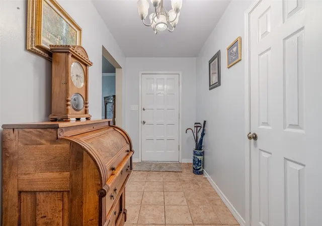 Photo 4 of Single family home for sale at 2817 Robin Ln, Muskogee, OK 74403 | MLS# 2627619 | Listing updated on 2026-08-20