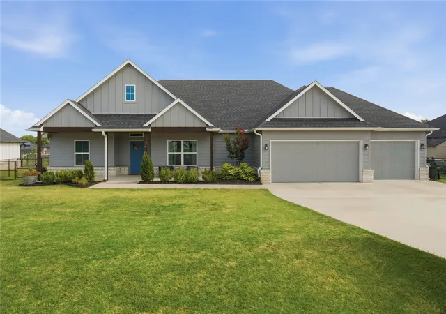 1st image of 2412 W Union St, Collinsville, OK 74021 | MLS# 2627672