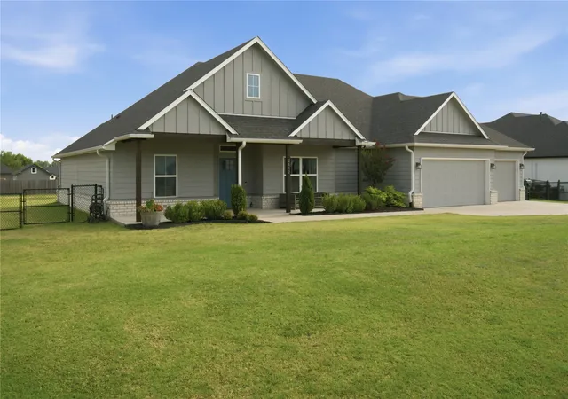 2nd image of 2412 W Union St, Collinsville, OK 74021 | MLS# 2627672