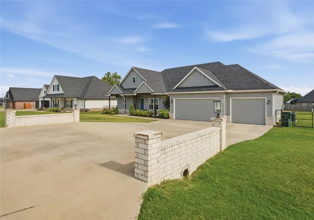 3rd image of 2412 W Union St, Collinsville, OK 74021 | MLS# 2627672