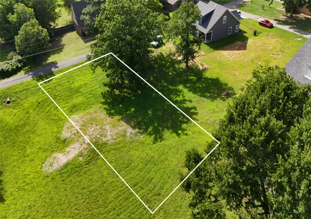 2nd image of 1697 W Mcgill, Eufaula, OK 74432 | MLS# 2624881