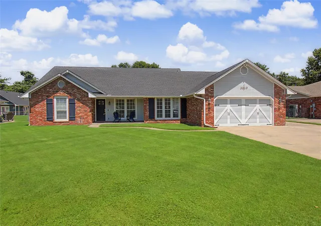 Photo 1 of Sale Pending at 3210 Cromwell St, Muskogee, OK 74403 | MLS# 2627281 | Listing updated on 2026-08-20