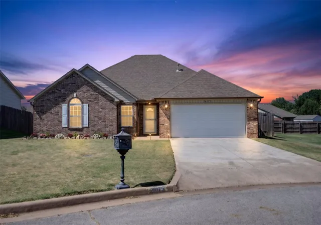 Photo 1 of Sale Pending at 26175 E 90th Street S, Broken Arrow, OK 74014 | MLS# 2627631 | Listing updated on 2026-08-20