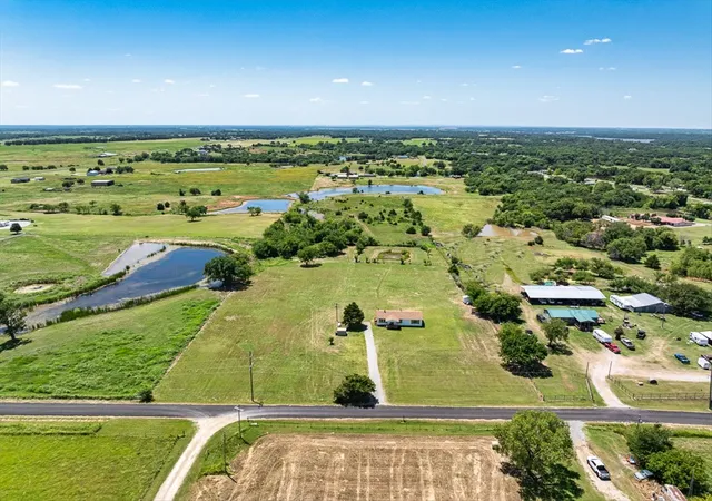 Photo 35 of Sale Pending at 37710 E County Rd 1520, Pauls Valley, OK 73075 | MLS# 2626886 | Listing updated on 2026-08-20