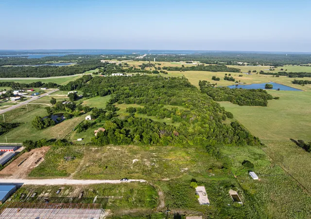 Photo 2 of Sale Pending at 1697 Highway 70 E, Kingston, OK 73439 | MLS# 2627718 | Listing updated on 2026-08-20