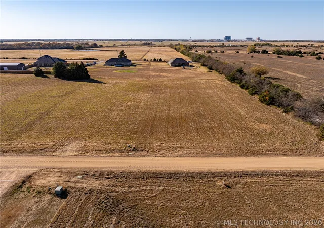 2nd image of 001 Paralee St, Durant, OK 74701 | MLS# 2627768