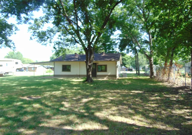 image of 306 Creek, Marietta, OK 73448 | MLS# 2627820