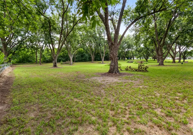 1st image of 3 Orchard St, Eufaula, OK 74432 | MLS# 2627853