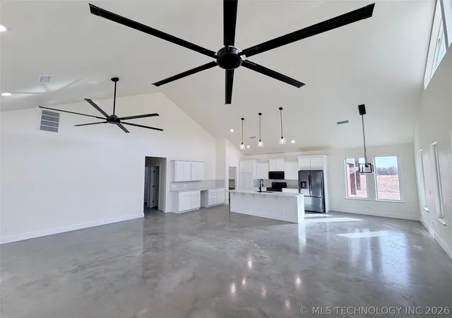 Photo 2 of Sale Pending at 11908 Maximus, Kingston, OK 73439 | MLS# 2627877 | Listing updated on 2026-08-20