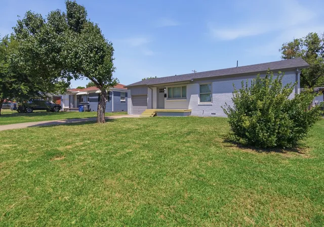Photo 3 of Sale Pending at 9163 E Latimer St, Tulsa, OK 74115 | MLS# 2627880 | Listing updated on 2026-08-20