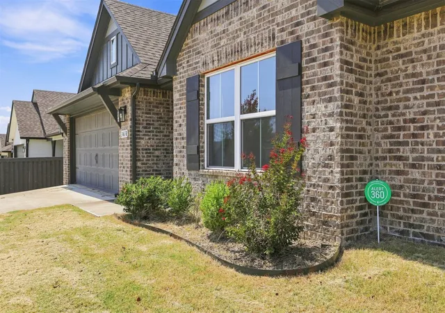 Photo 3 of Single family home for sale at 3618 S 12th Place, Broken Arrow, OK 74011 | MLS# 2627898 | Listing updated on 2026-08-22