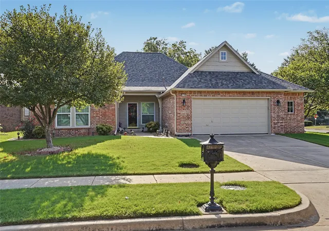 Photo 2 of Sale Pending at 11725 S 96th E Eastplace, Bixby, OK 74008 | MLS# 2627586 | Listing updated on 2026-08-20
