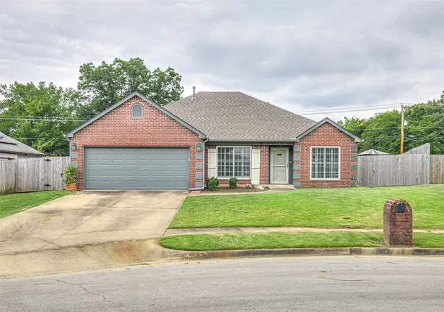 1st image of 26872 E 120th St S, Coweta, OK 74429 | MLS# 2625535