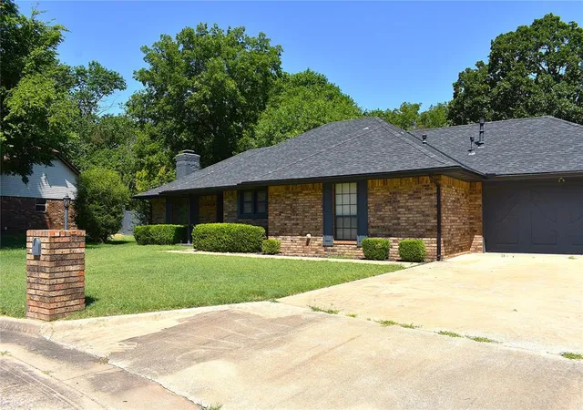 4th image of 2449 Whispering Oak Dr, Seminole, OK 74868 | MLS# 2627914