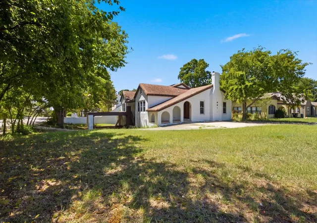 Photo 1 of Sale Pending at 831 East 17th, Ada, OK 74820 | MLS# 2627629 | Listing updated on 2026-10-05