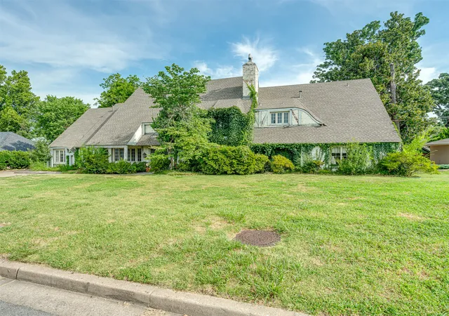 1st image of 3117 E 58th St, Tulsa, OK 74105 | MLS# 2624663
