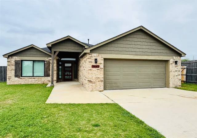 1st image of 3642 E Cherryhill Ct N, Broken Arrow, OK 74014 | MLS# 2627918