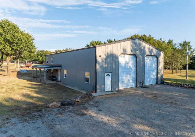 Photo 3 of Single family home for sale at 106082 N 3810 Street, Okemah, OK 74859 | MLS# 2627812 | Listing updated on 2026-08-24