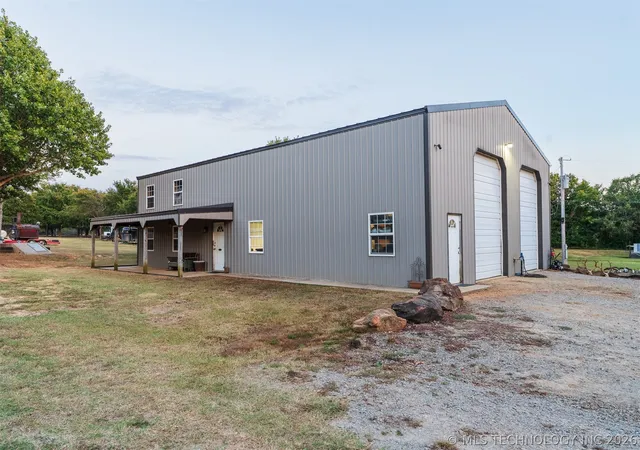 Photo 4 of Single family home for sale at 106082 N 3810 Street, Okemah, OK 74859 | MLS# 2627812 | Listing updated on 2026-08-24