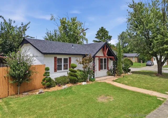 2nd image of 12019 E 37th St, Tulsa, OK 74146 | MLS# 2627943