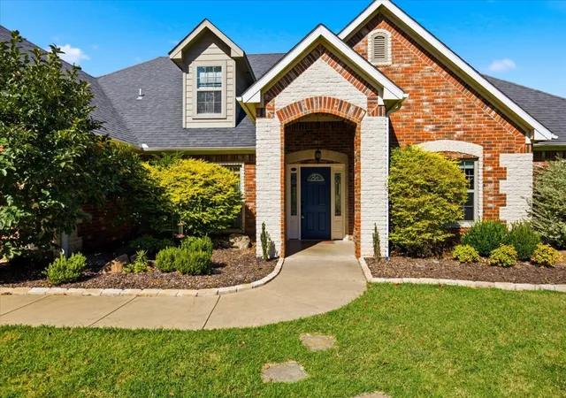 Photo 2 of Single family home for sale at 429 Winter Rose, Byng, OK 74820 | MLS# 2627626 | Listing updated on 2026-08-20