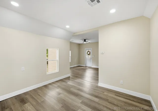 5th image of 310 Baltimore, Muskogee, OK 74403 | MLS# 2627805