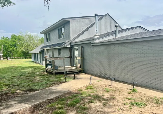 Photo 2 of Single family home for sale at 1550 Sumac, Fort Gibson, OK 74434 | MLS# 2627687 | Listing updated on 2026-08-20