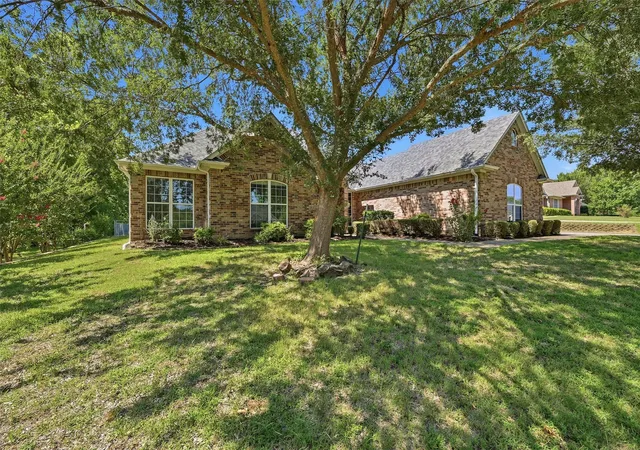 Photo 3 of Single family home for sale at 3201 Greenbriar, Durant, OK 74701 | MLS# 2627769 | Listing updated on 2026-08-20
