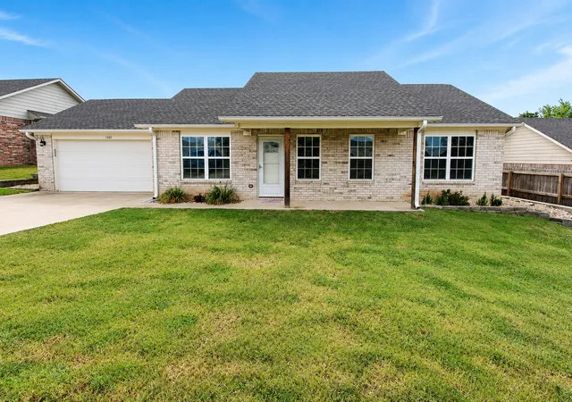 2nd image of 1420 N Jones Ave, Tahlequah, OK 74464 | MLS# 2627967