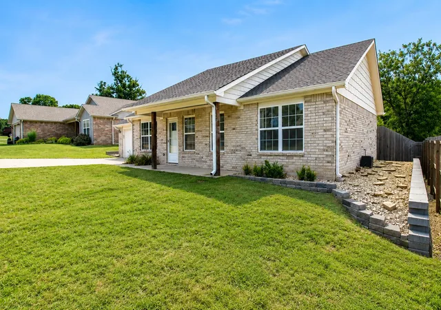 Photo 3 of Sale Pending at 1420 N Jones Ave, Tahlequah, OK 74464 | MLS# 2627967 | Listing updated on 2026-08-26