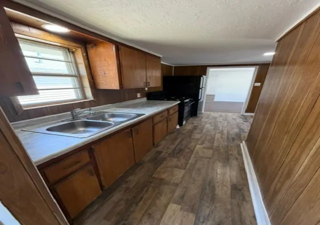 8th image of 120 Choctaw, Holdenville, OK 74848 | MLS# 2627993