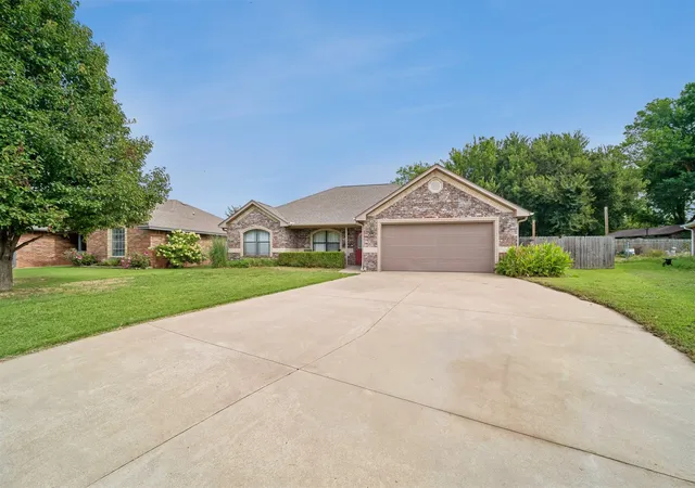 2nd image of 1111 Crozier St, Perkins, OK 74059 | MLS# 2627988