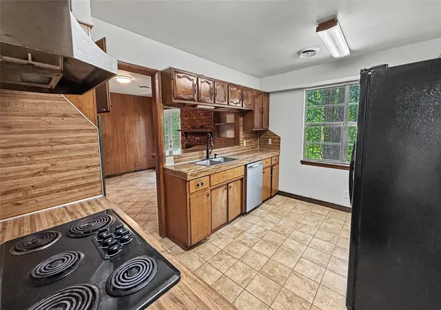 Photo 4 of Sale Pending at 14975 W 806 Road, Tahlequah, OK 74464 | MLS# 2627958 | Listing updated on 2026-08-26