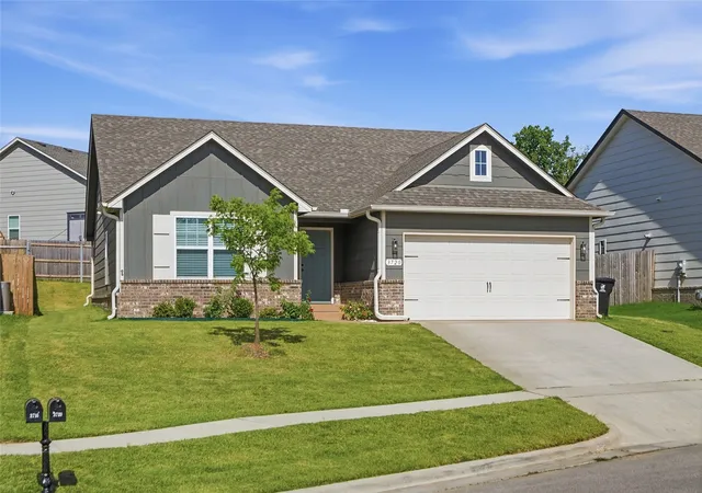 Photo 2 of Single family home for sale at 3720 N 39th Street, Broken Arrow, OK 74014 | MLS# 2628026 | Listing updated on 2026-09-01