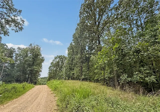 2nd image of 28280 Lame Deer Ridge Rd, Proctor, OK 74457 | MLS# 2627374