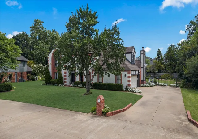Photo 2 of Sale Pending at 10209 S Kingston Ave, Tulsa, OK 74137 | MLS# 2627857 | Listing updated on 2026-08-20