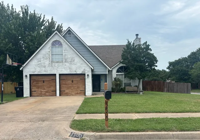 1st image of 2500 W Kent St, Broken Arrow, OK 74012 | MLS# 2627643