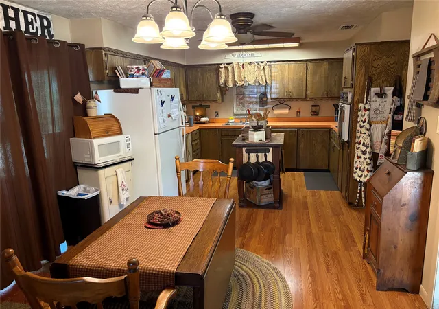 2nd image of 18793 Elizabeth, Madill, OK 73446 | MLS# 2628041
