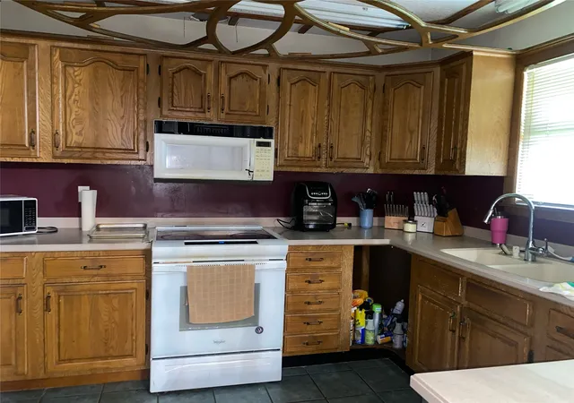 5th image of 912 S Thompson Ave, Cushing, OK 74023 | MLS# 2628051