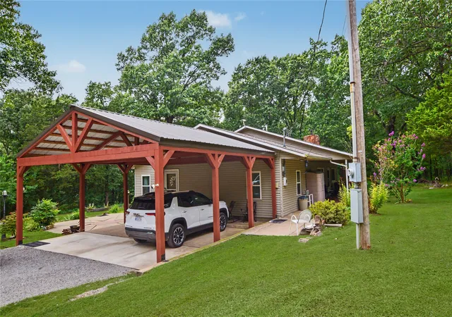 Photo 2 of Single family home for sale at 30005 Highway 82, Cookson, OK 74427 | MLS# 2628064 | Listing updated on 2026-07-31