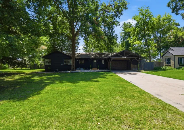 Photo 2 of Single family home for sale at 3014 E 49th Street, Tulsa, OK 74105 | MLS# 2627948 | Listing updated on 2026-08-28