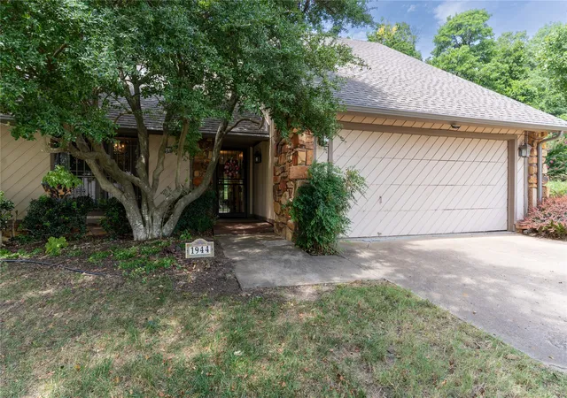 1st image of 1944 N Nogales Ave, Tulsa, OK 74127 | MLS# 2627888