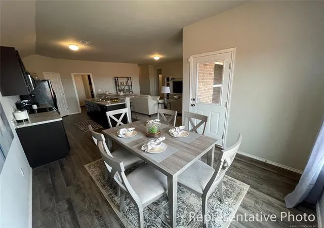 Photo 4 of Sale Pending at 27978 E 118th Street S, Coweta, OK 74429 | MLS# 2628079 | Listing updated on 2026-08-27
