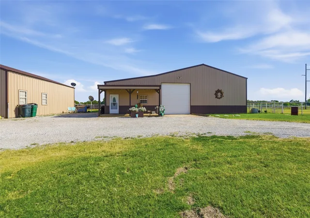 Photo 1 of Single family home for sale at 2096 E 168th Street N, Skiatook, OK 74070 | MLS# 2628078 | Listing updated on 2026-08-20
