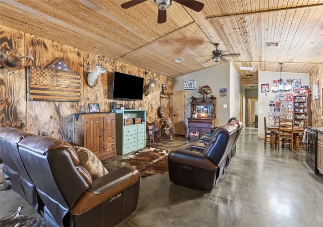 Photo 4 of Single family home for sale at 2096 E 168th Street N, Skiatook, OK 74070 | MLS# 2628078 | Listing updated on 2026-08-20